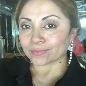 Meet your Posher, Sally